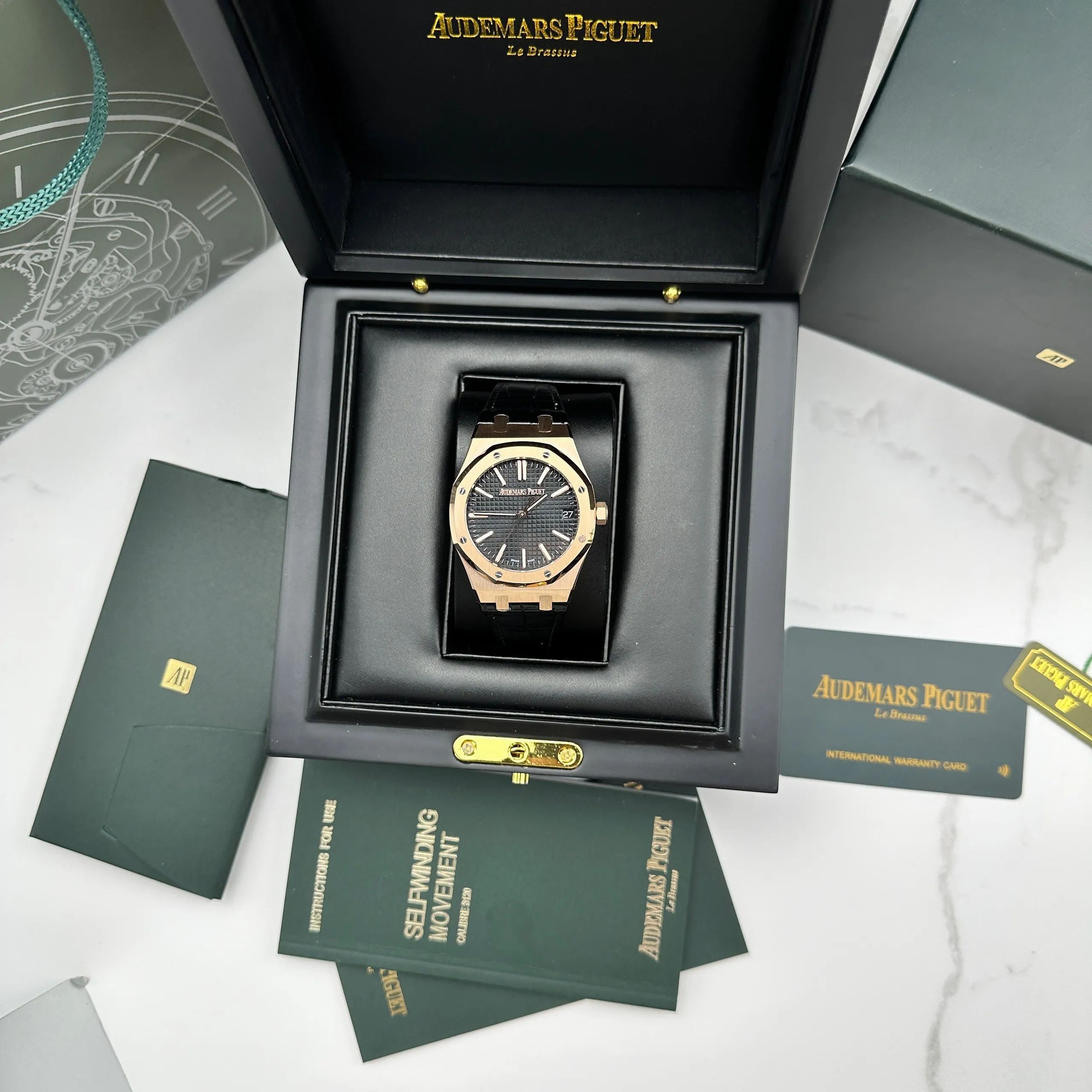 Audemars Piguet Royal Oak 15500R Swiss Watch 40mm