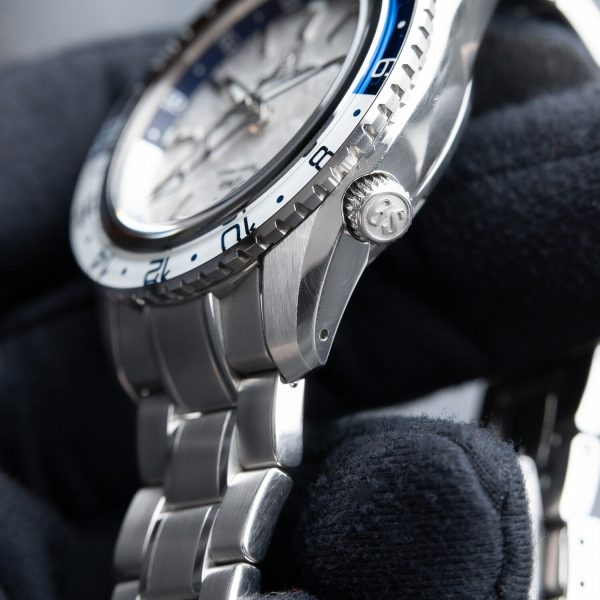 Grand Seiko Spring Drive Sport GMT Limited Edition “Iceman” 44mm SBGE275