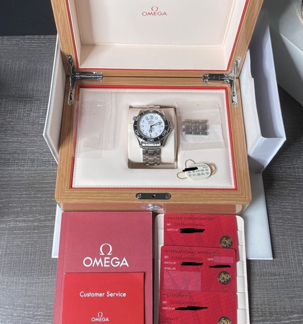 Omega Seamaster Diver 300m Co-Axial Master Chronometer 42mm 21030422004001