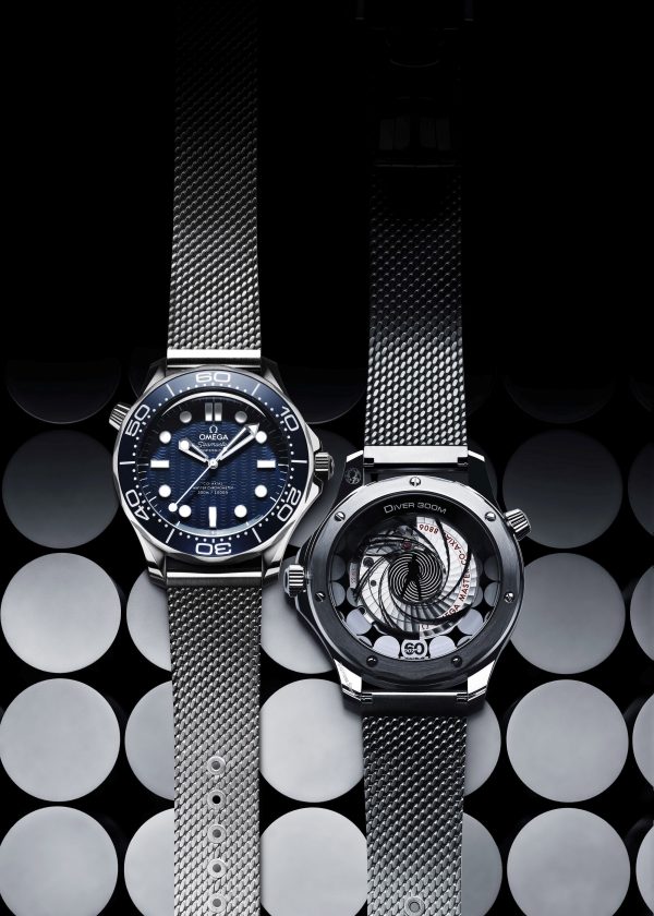 Omega 210.30.42.20.03.002 Seamaster Diver 300m Blue Dial James Bond 60th Anniversary