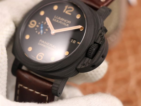 PANERAI Luminor 1950 44 Marina P9010 Automatic Men’s Watch Item No. PAM00661