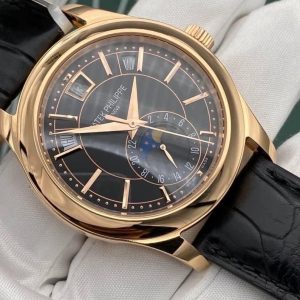 Patek Philippe Annual Celendar Watch