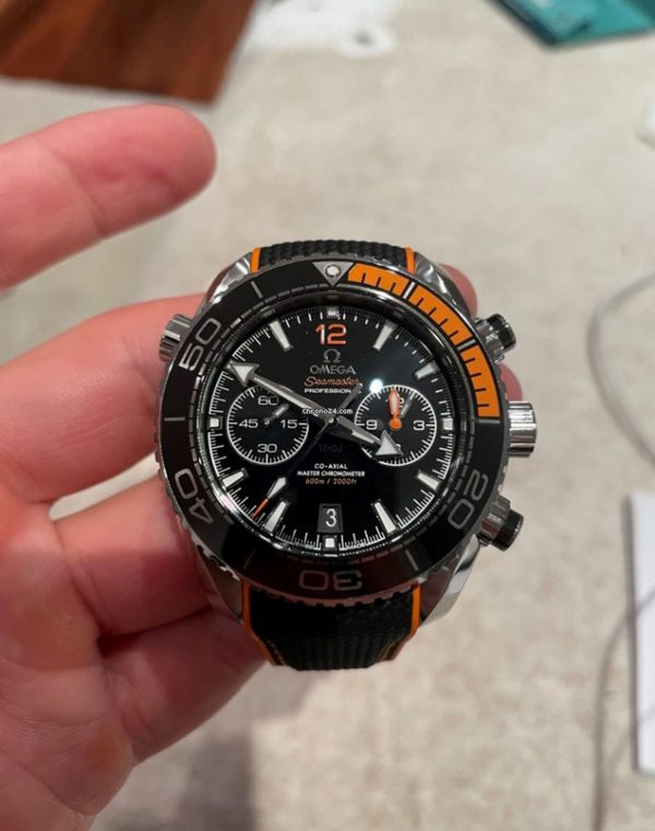 Omega Seamaster Planet Ocean Chronograph 215.32.46.51.01.001