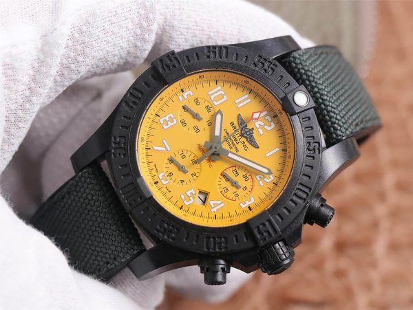 Breitling Avenger Hurricane 44-45mm Yellow Dial XB0180 Men’s Watch