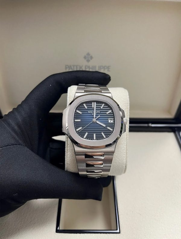 Patek Philippe Nautilus Blue Dial White Gold 58111G-001.