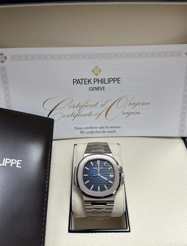 Patek Philippe Nautilus Blue Dial White Gold 58111G-001.