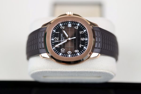 Patek Philippe Aquanaut Rose gold  Schoko – 2020