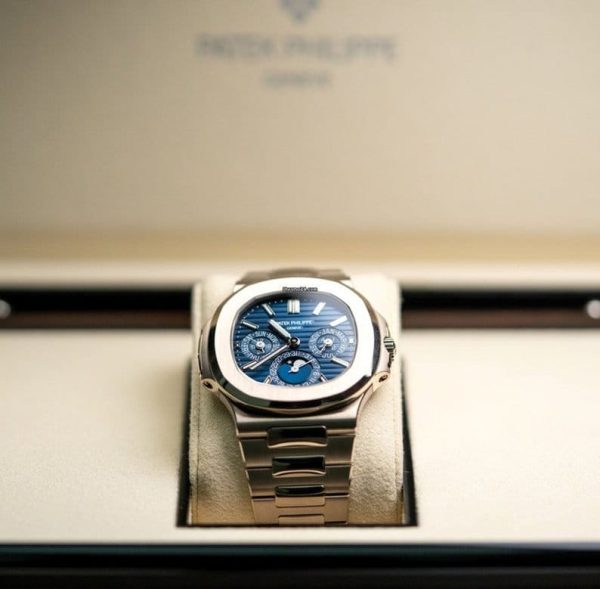 Patek Philippe Nautilus 5740/1G