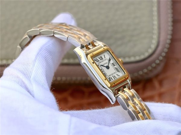 CARTIER Panthere de Silver Dial Ladies Watch Item No. W2PN0006