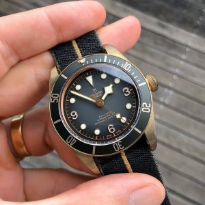 Tudor Black Bay Bronze M79250BA-0002