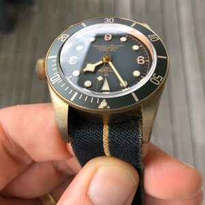 Tudor Black Bay Bronze M79250BA-0002