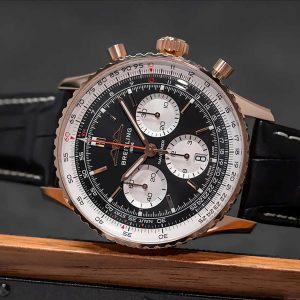 Breitling rb0121211c1p1 Navitimer 43 chronograph.