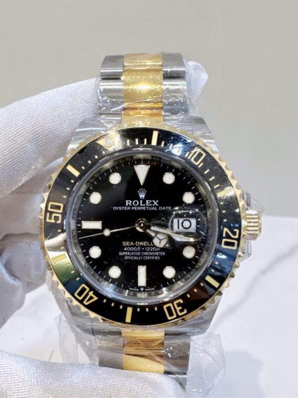 Rolex Sea-Dweller M126603-0001