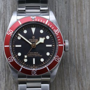 Tudor Heritage Black Bay Red 79230R