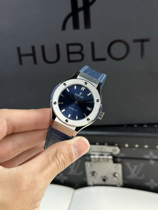 Hublot Classic Fusion Titanium Blue38mm