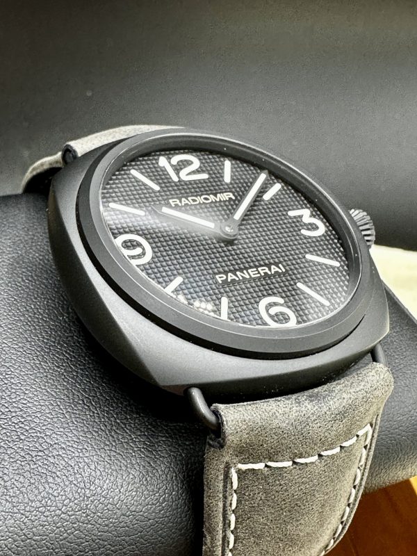 Panerai Radiomir Ceramic Hobnail Dial Watch PAM00643