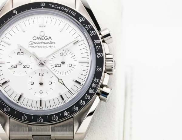 Omega Speedmaster Moonwatch 42mm 310.60.42.50.02.001