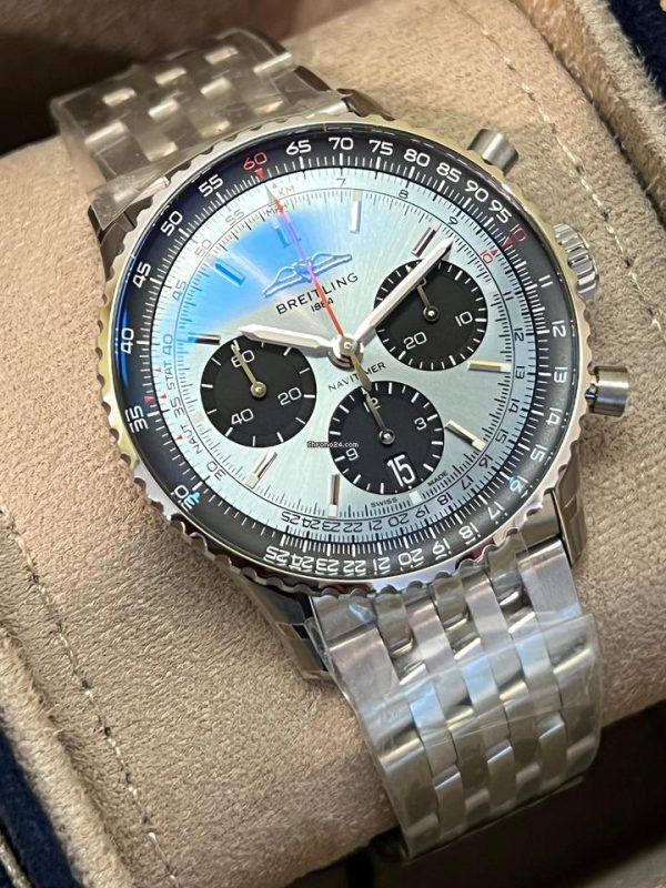 Breitling Navitimer Chronograph Automatic Chronometer Blue Dial Men’s Watch