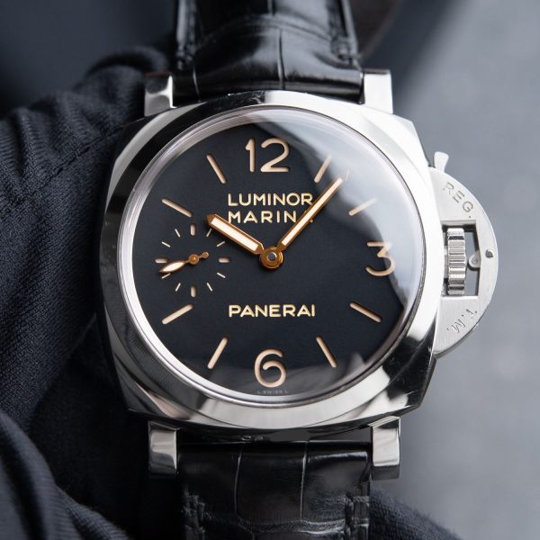 Panerai Luminor Marina Black Dial 47mm PAM00422