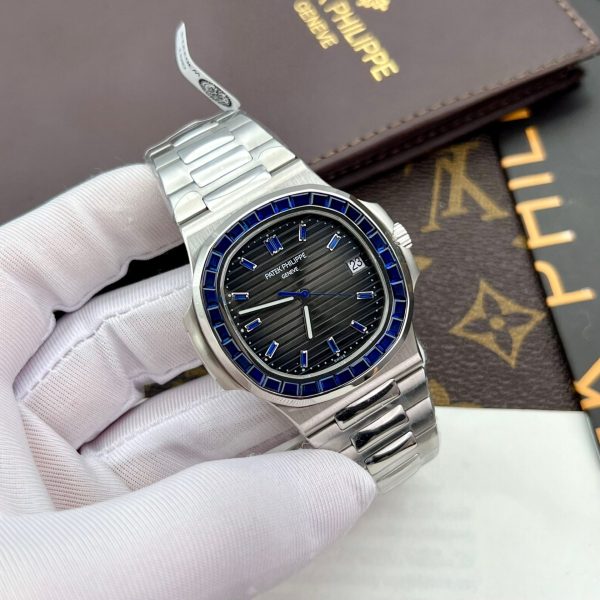 Patek Philippe Nautilus Platinum Blue Sapphire