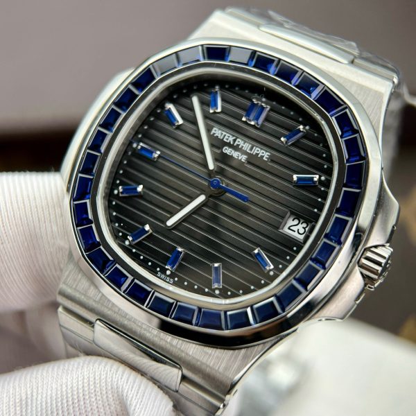 Patek Philippe Nautilus Platinum Blue Sapphire