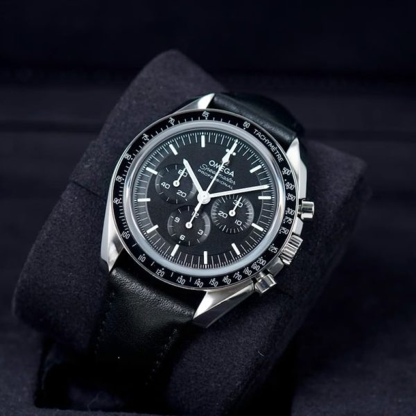 Omega Speedmaster Moonwatch 310.30.42.50.01.002