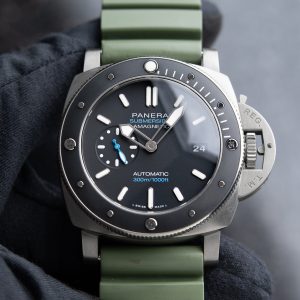 Panerai Luminor Submersible PAM01389 47mm Watch