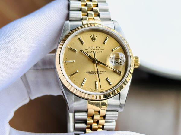 Rolex Oyster Perpetual Datejust 16233 Stainless Steel Gold Plated Men’s Watch