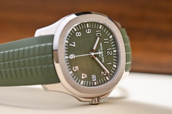 Patek Philippe Aquanaut Jumbo 5168G with Green Dial